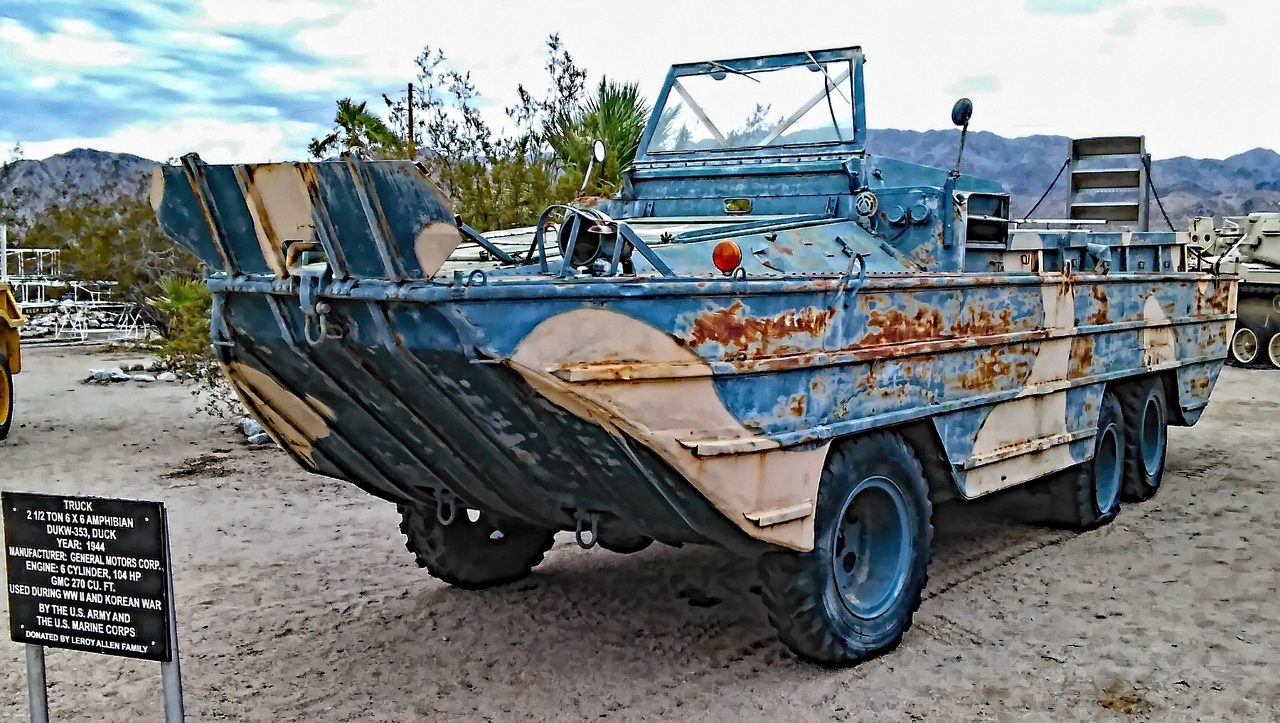 Truck General Motors Gmc DUKW 353