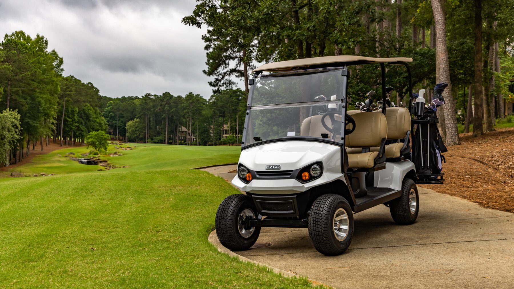 Wózki golfowe i użytkowe E-Z-GO Liberty