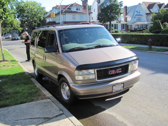 Van General Motors Gmc GMC SAFARI