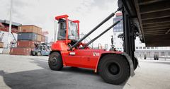 Kalmar Empty Container Reachstacker