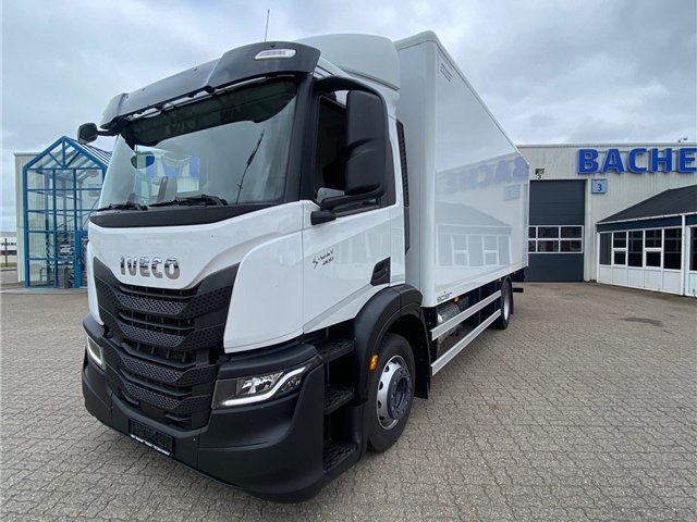Truck Iveco 190S40-FP/570