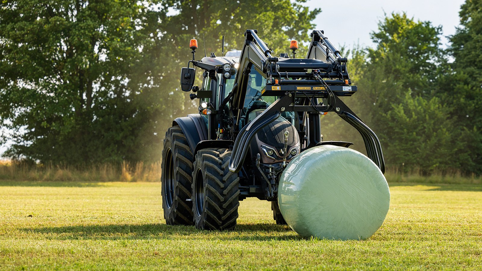 Valtra Compact 3300C