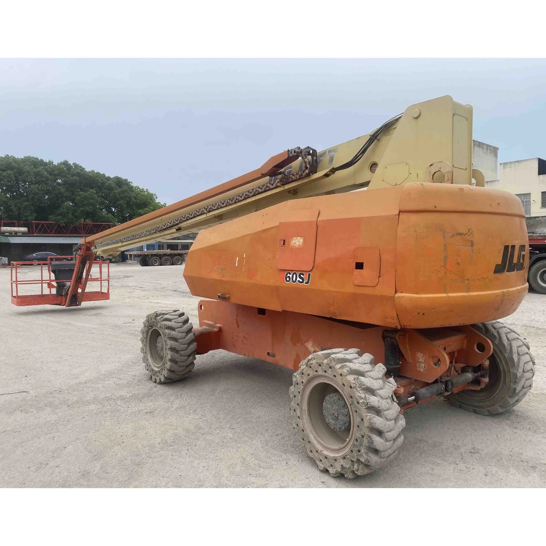 Aerial work platforms JLG 660SJ 4WD