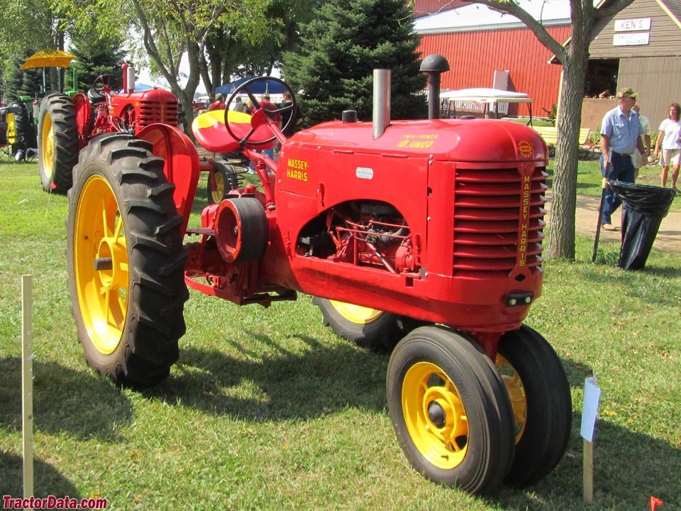 Tractor Massey Harris 101/102 JUNIOR