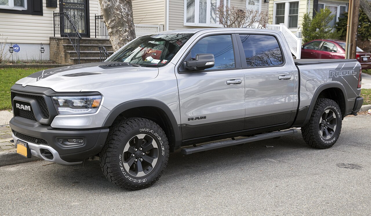 Ram RAM 1500 REBEL CREW