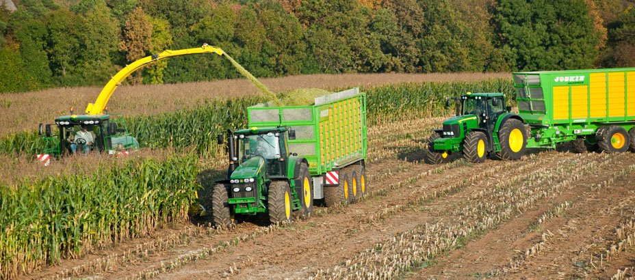 Harvester John Deere 7580 forage harvester