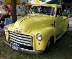 GMC PICK UP 932