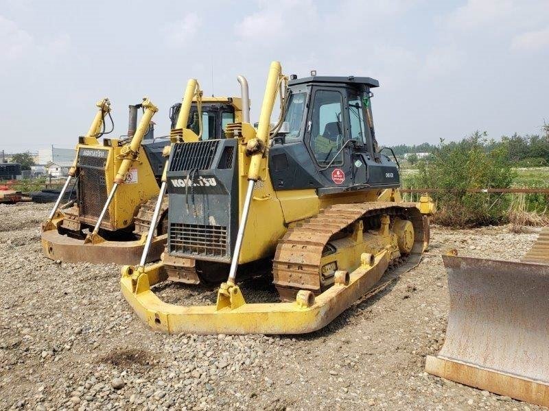 Komatsu D65EX-12