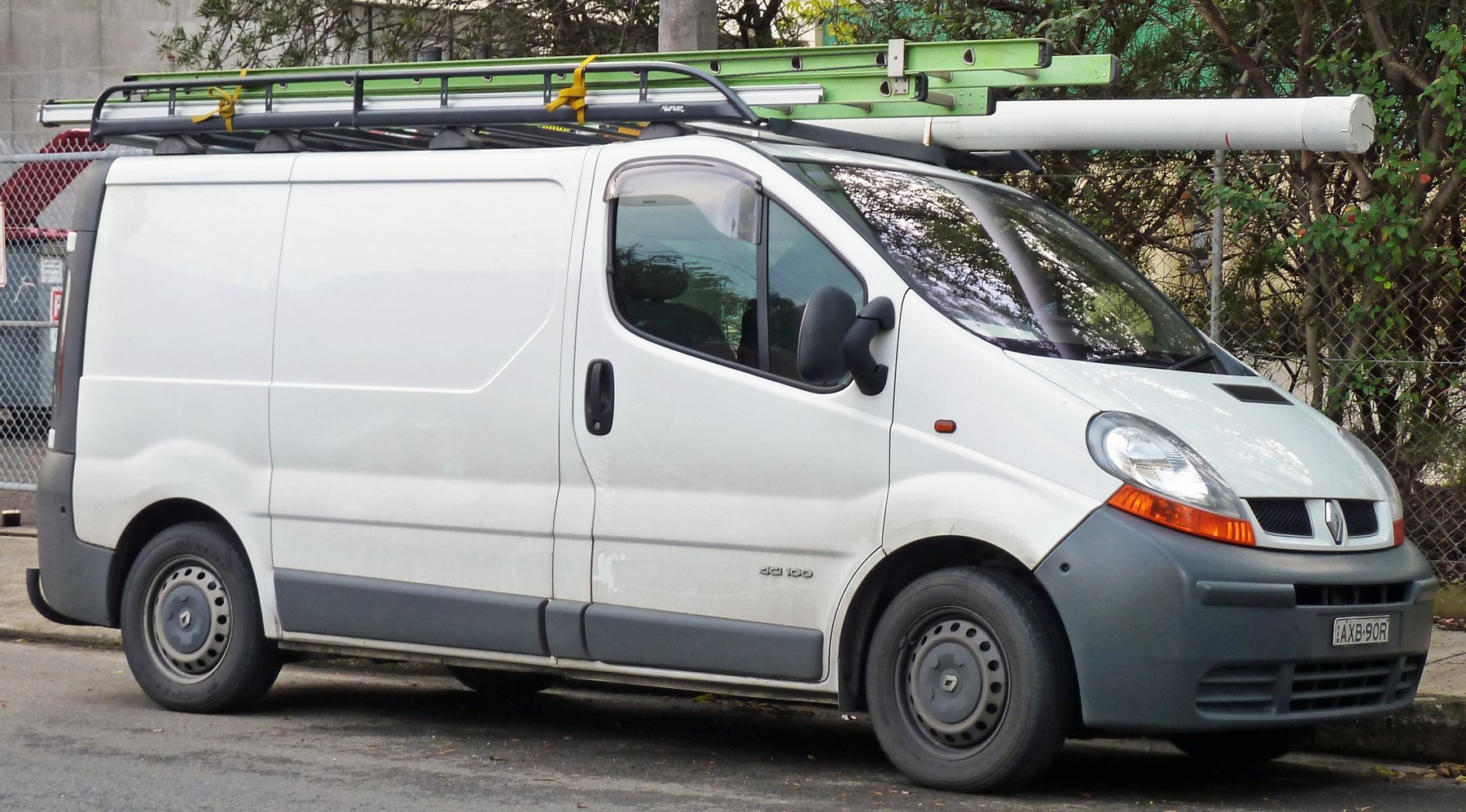 Van Renault P3Y300
