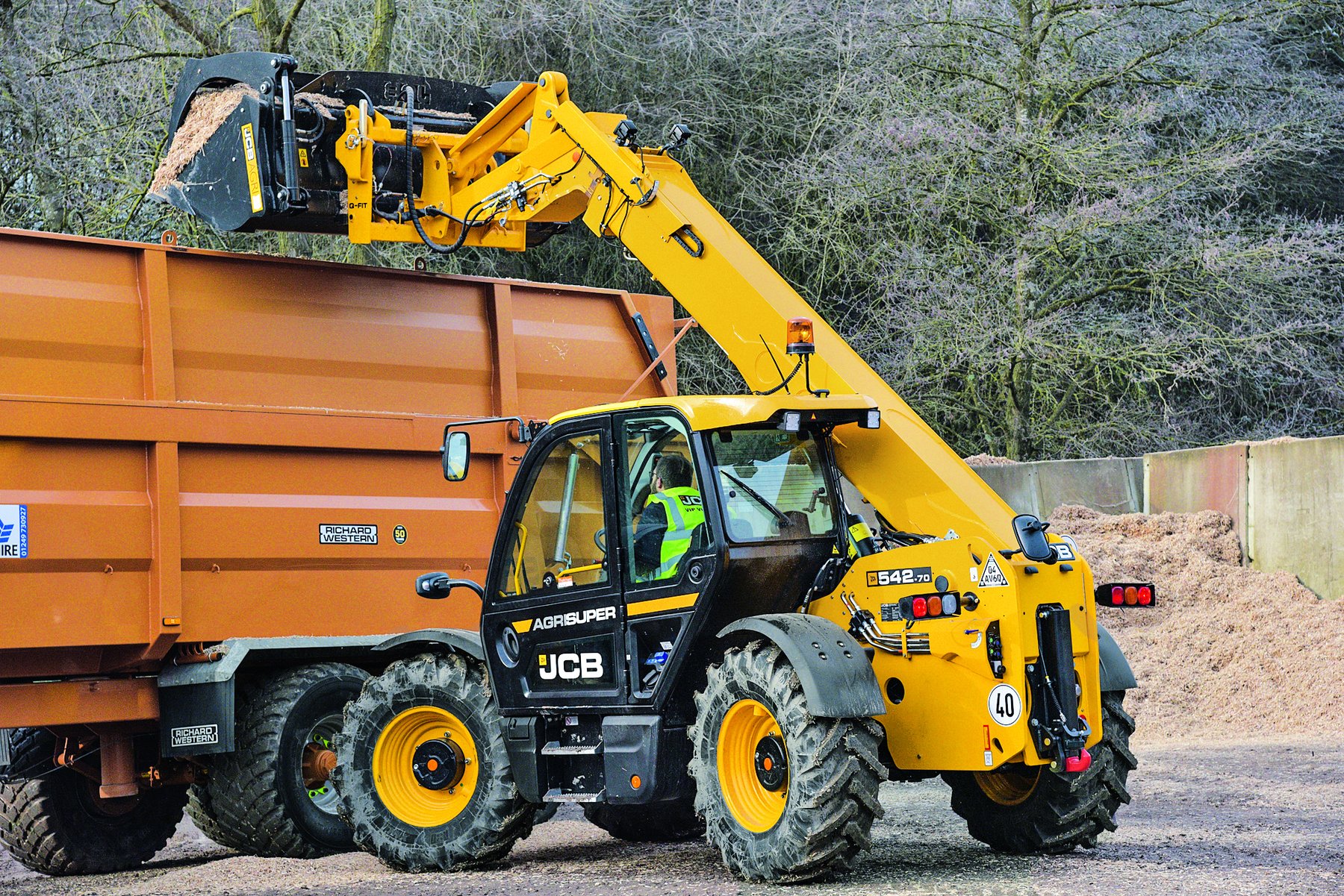 JCB 411ZX Direct