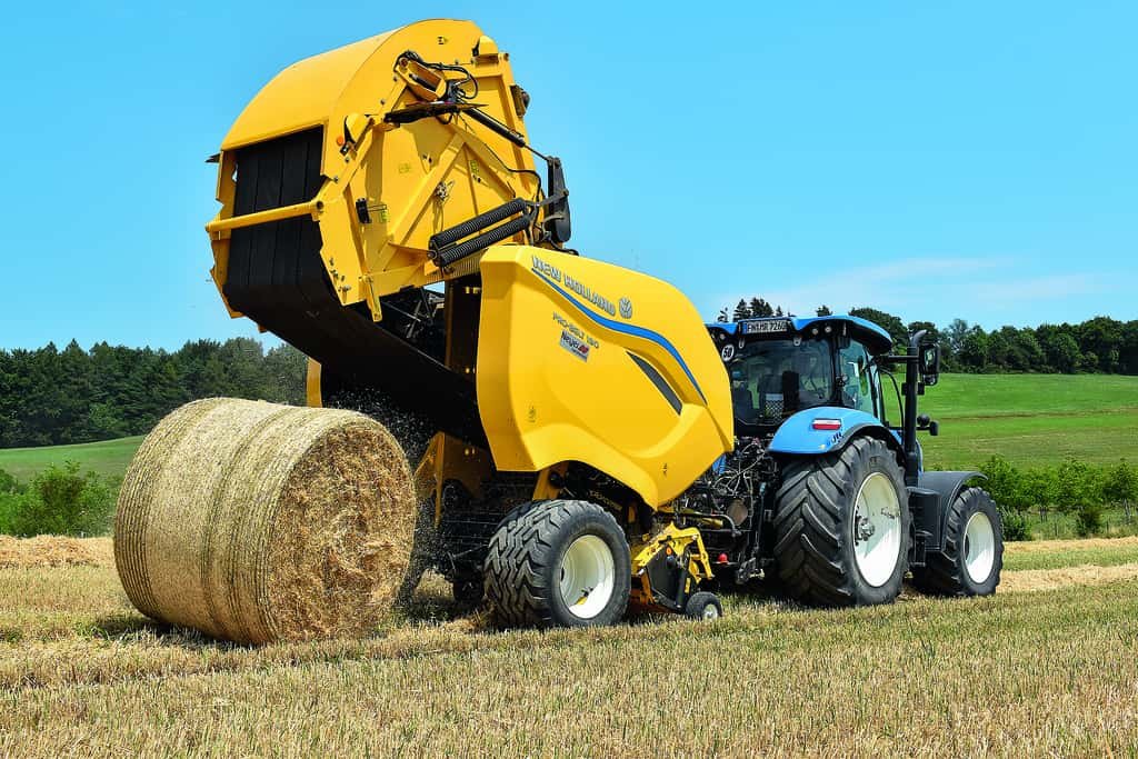 Grassland & forage New Holland Pro-Belt165 SuperFeed