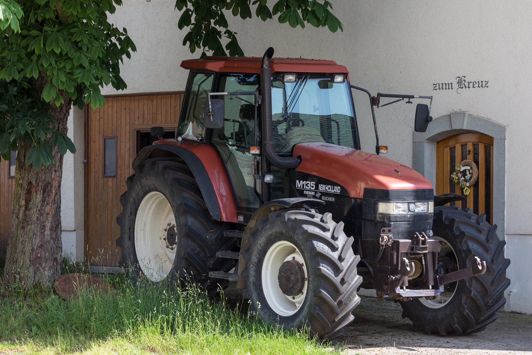 Tractor New Holland M135