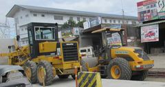 Komatsu GD605A-2