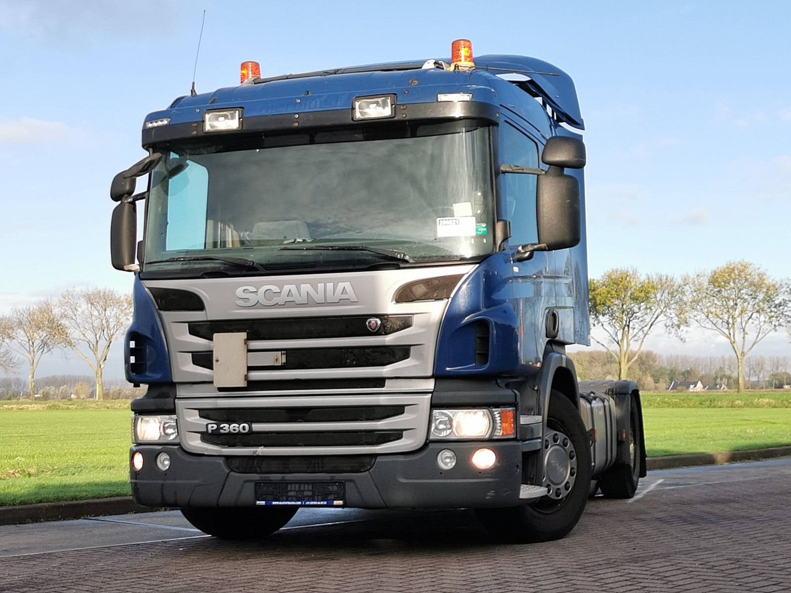 Truck Scania P360CB6X4MSZ