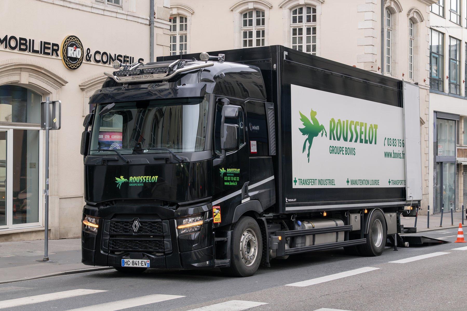 Truck Renault T 440