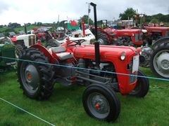 Massey Ferguson FE35