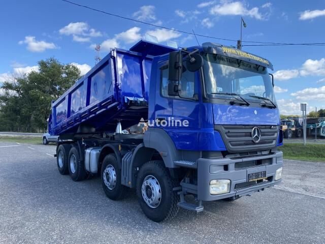 Lastwagen Mercedes Benz 3243K