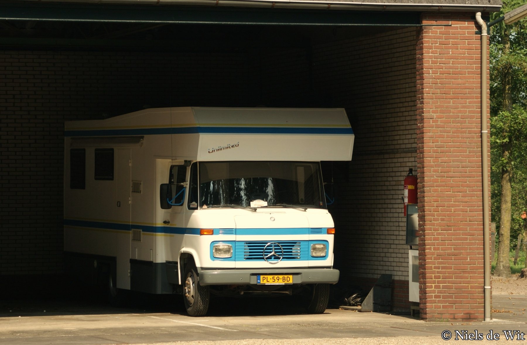 Truck Mercedes Benz L 406DG/35