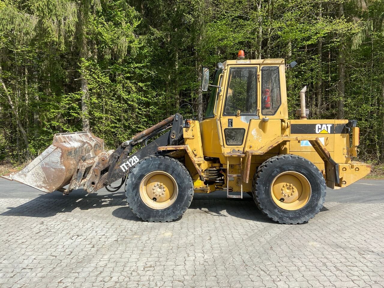 Caterpillar IT12B