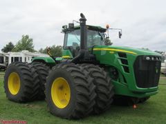 John Deere John Deere 4WD Tractor