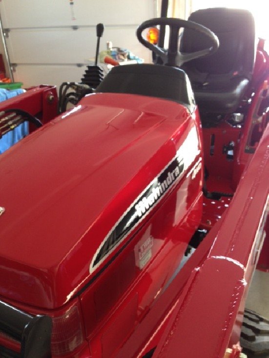 Tractor Mahindra 2216 HST
