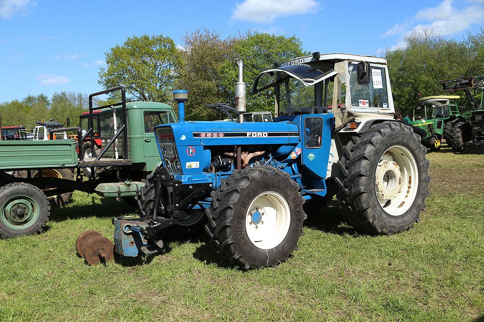 Tractor Ford 6500