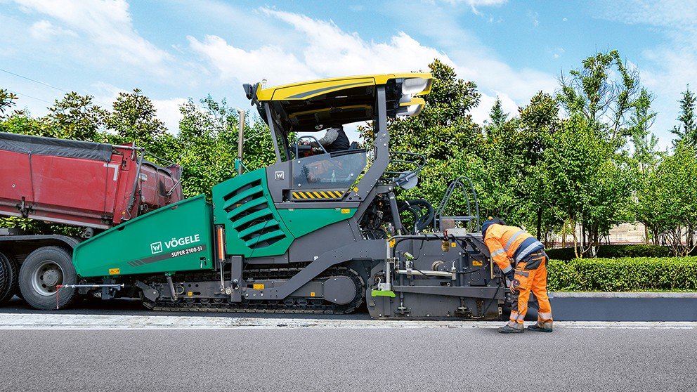 Asphalt pavers Vogele Super 1100-2