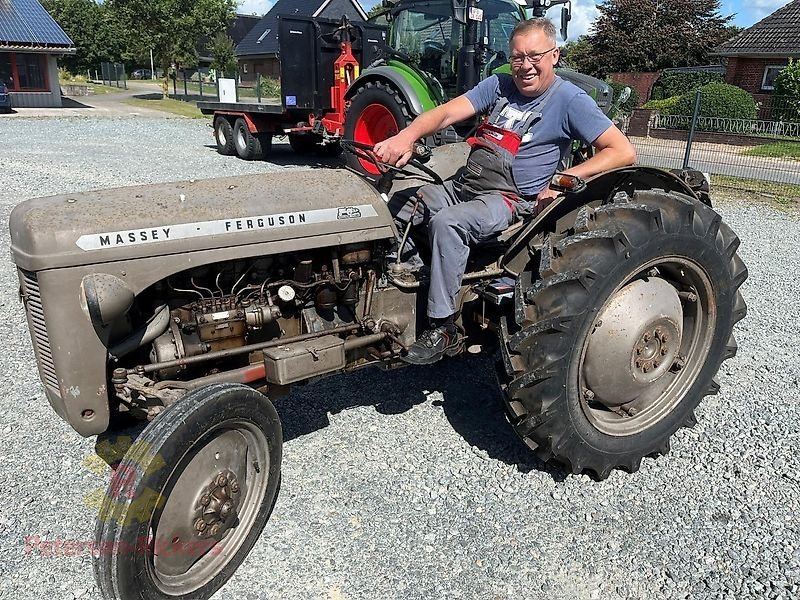Tractor Massey Ferguson TE-F-20