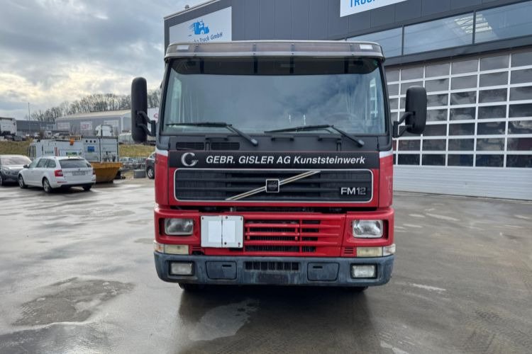 Volvo D13-FM84RB-8X4/200+260+137