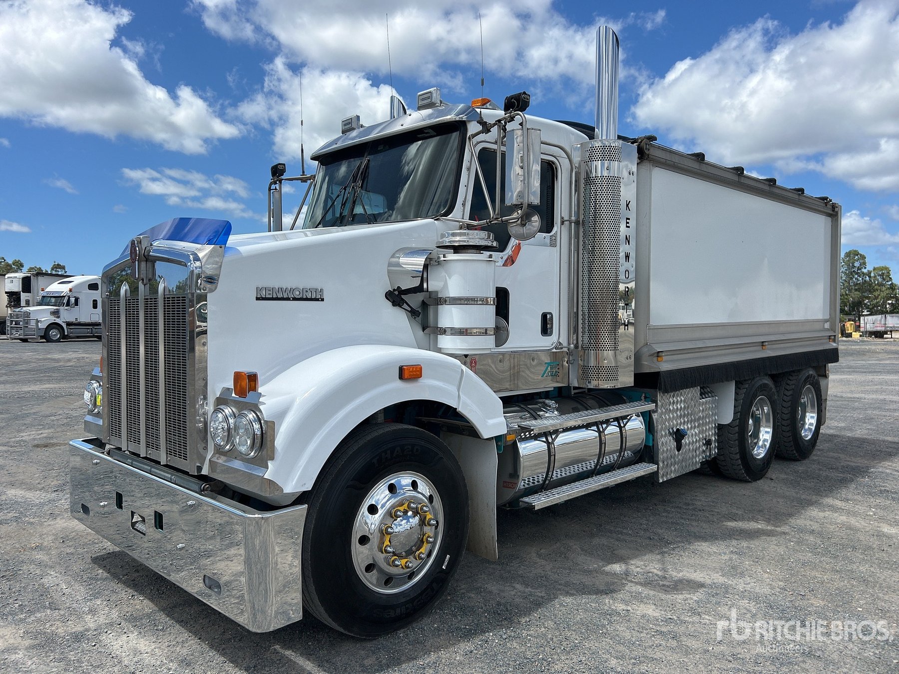 Samochód ciężarowy Kenworth T450