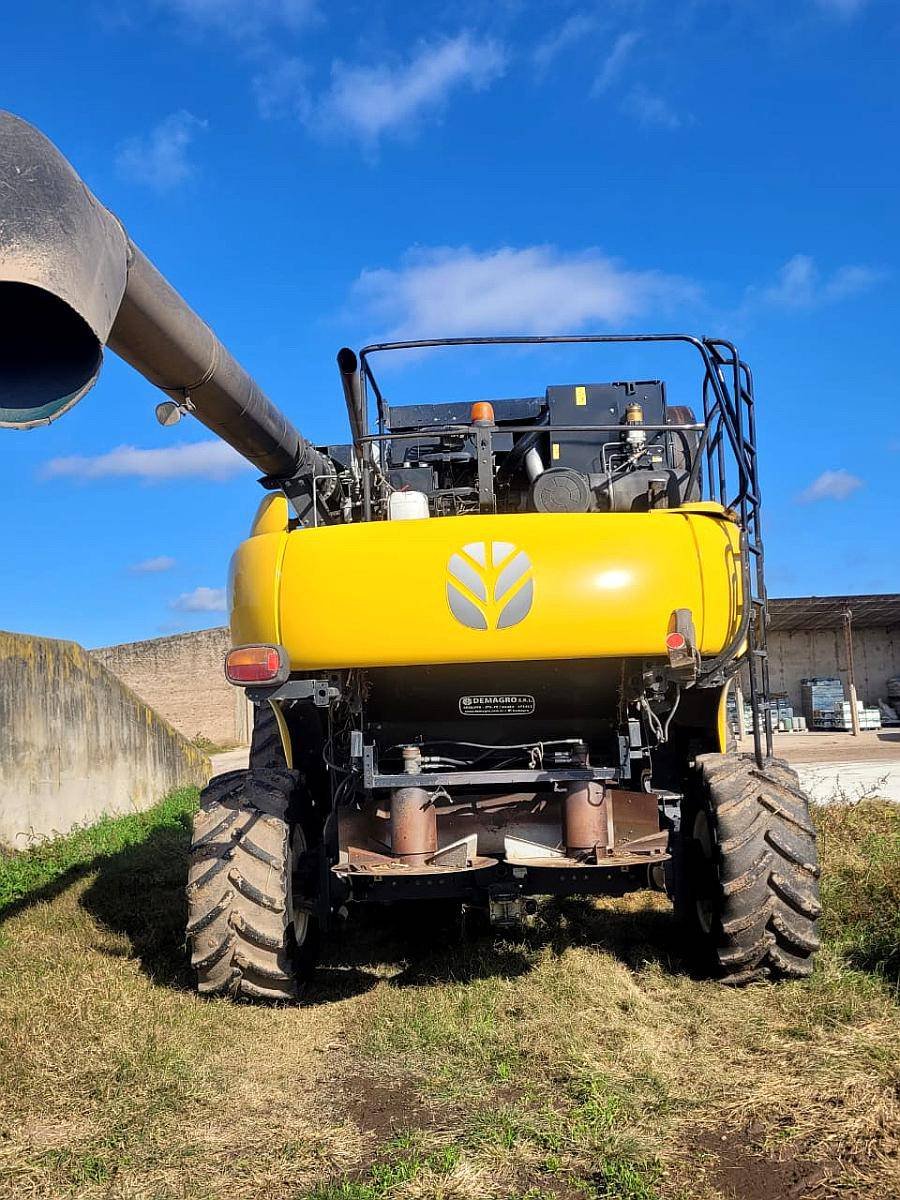 Kombajny zbożowe Salford CR9060