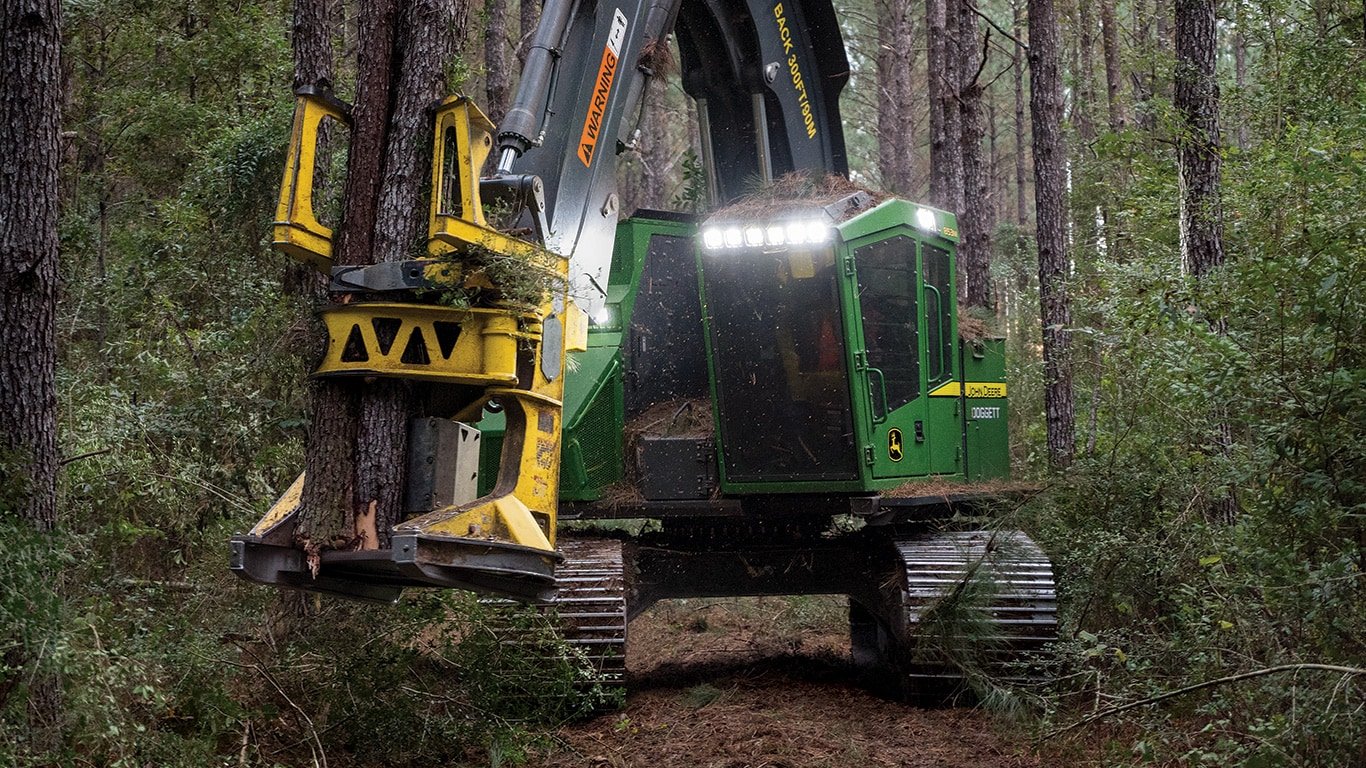Maszyna leśna John Deere 853M
