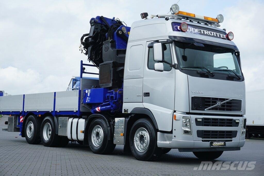 Volvo 520 8X2