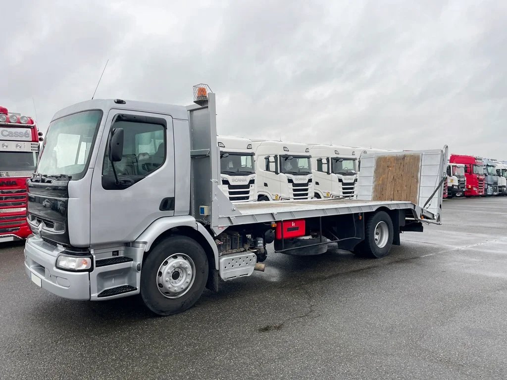 Lastwagen Renault 250-22ACA3-18T/558