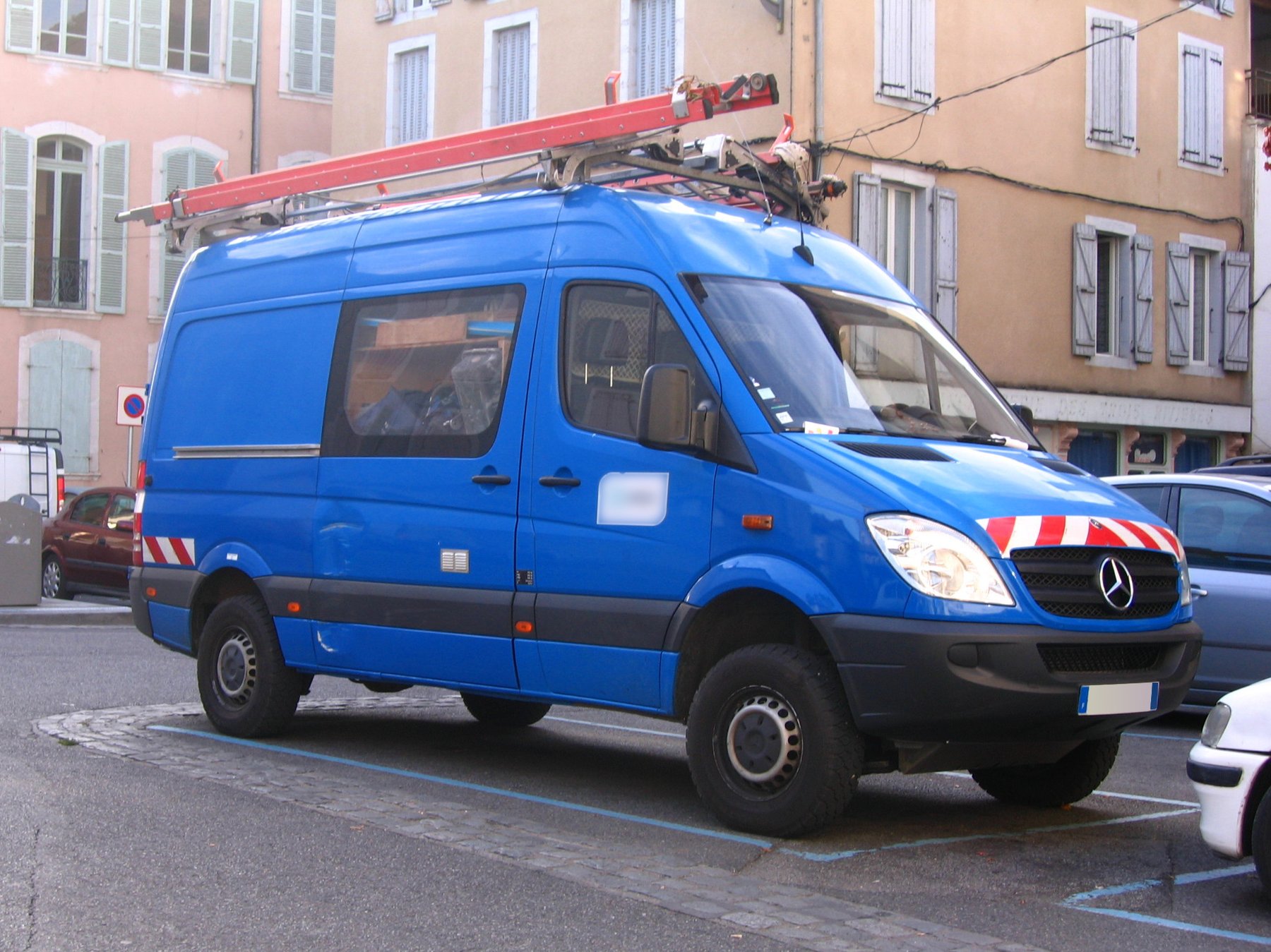 Truck Mercedes Benz Sprinter 4x4