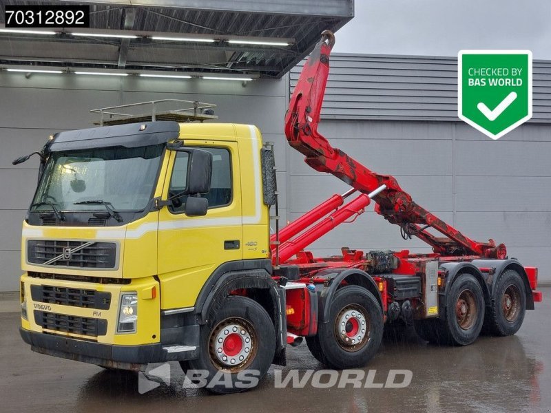Truck Volvo FM 480 8x2