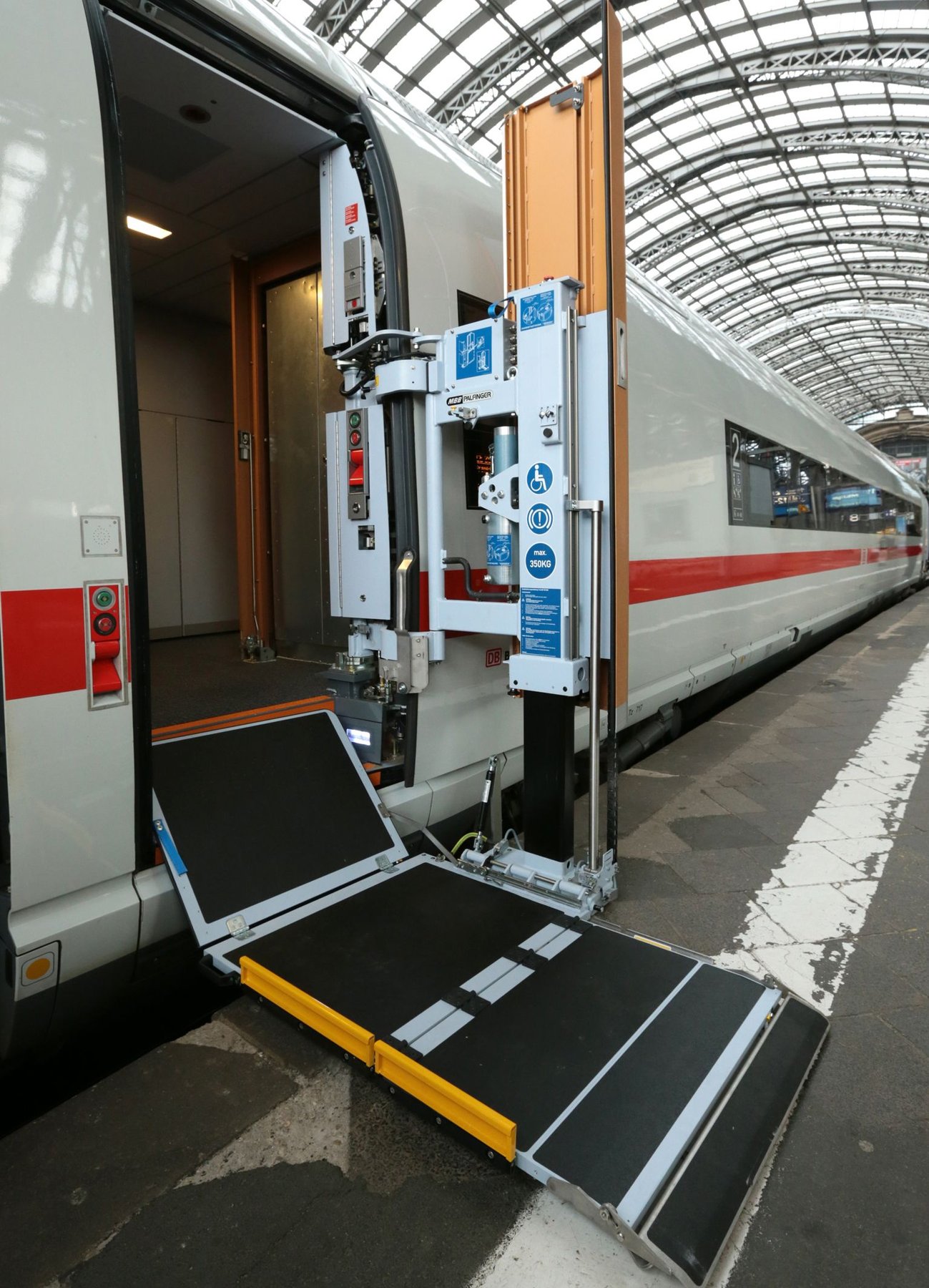 Crane Palfinger Trainlift TR
