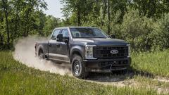 Ford F250 2WD SUPER CAB PICKUP