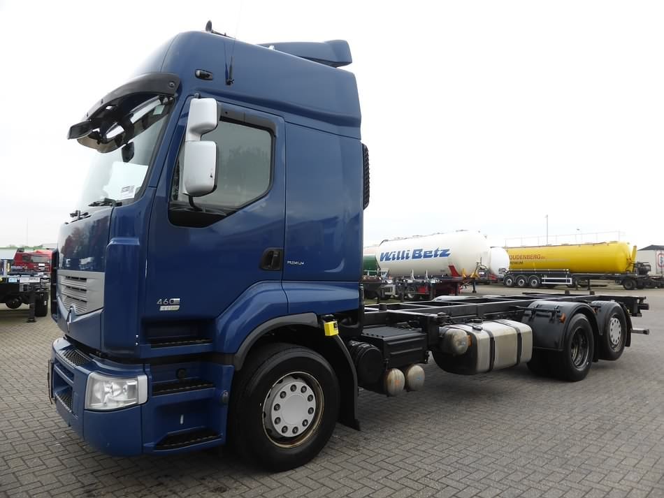 Truck Renault PREMIUM 460.25 6X2 EL H=850