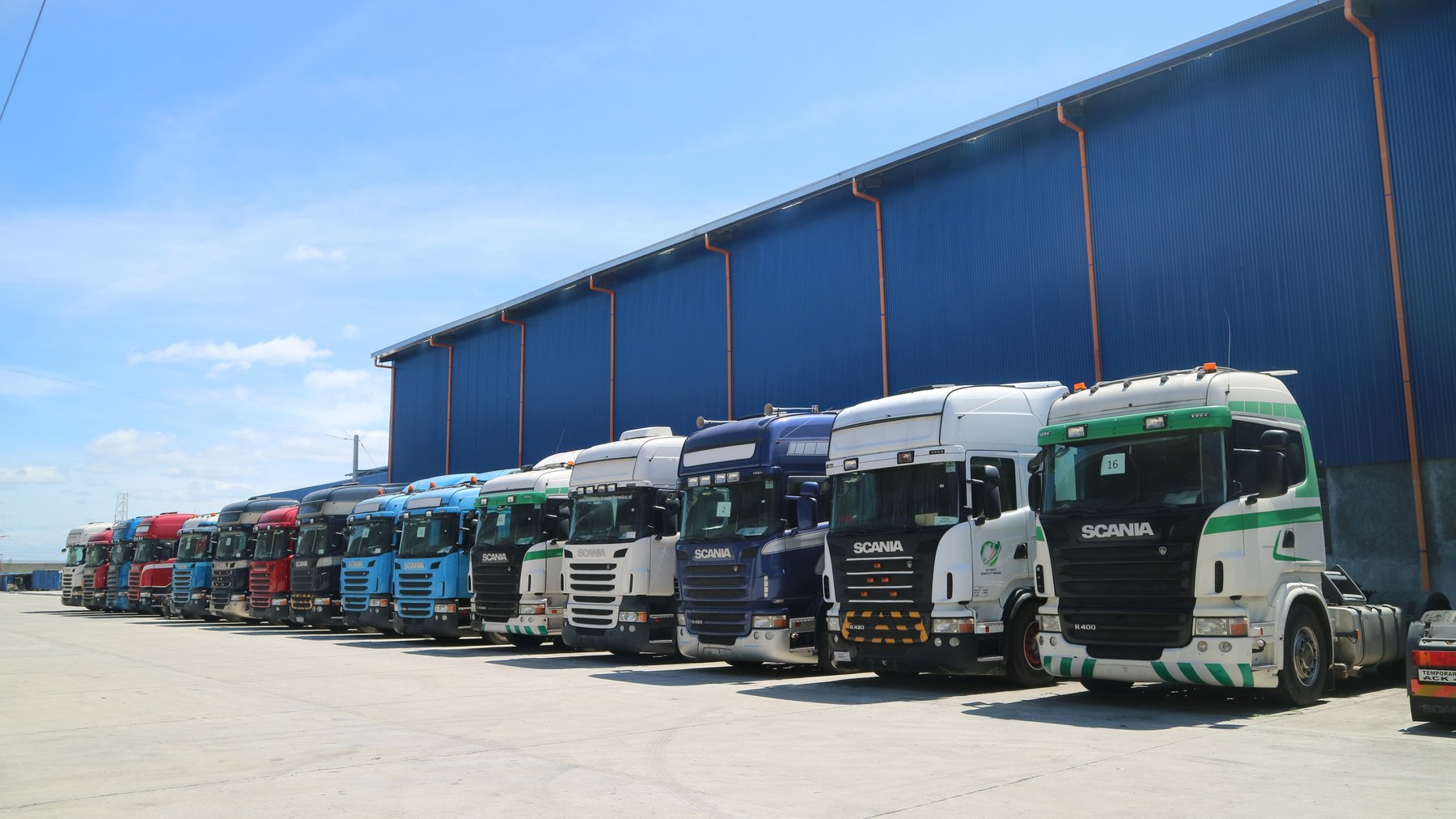 Truck Scania PH 6X2 ZL 70180