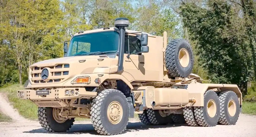 Lastwagen Truck Masters Sabre 4X4