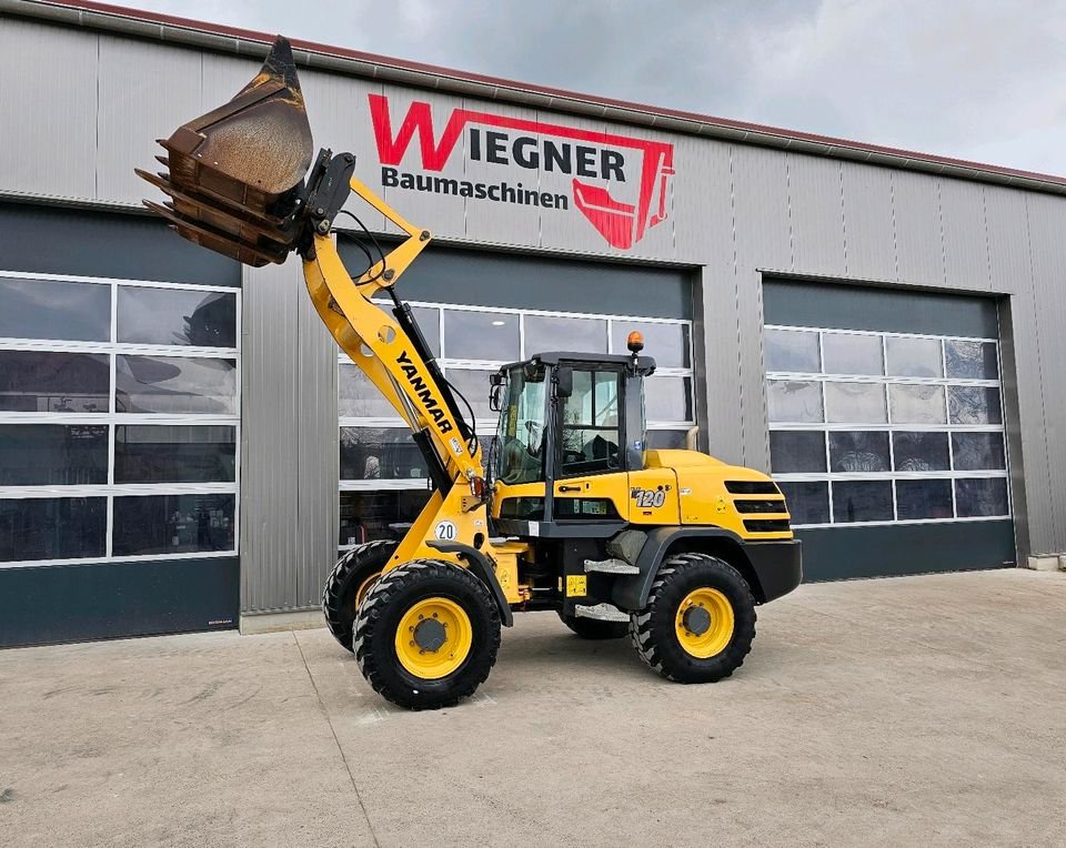 Ładowarka Yanmar V12
