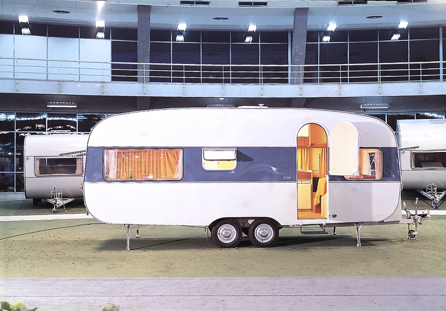 PKW-Anhänger bis 3,5 t Adria lmv Adria 305