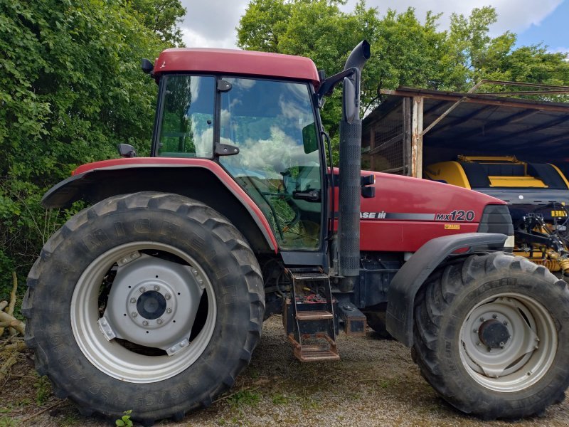 Tractor Case IH MX 120 MAXXUM