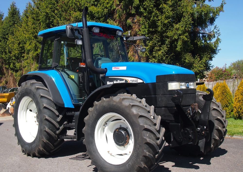 New Holland TM140