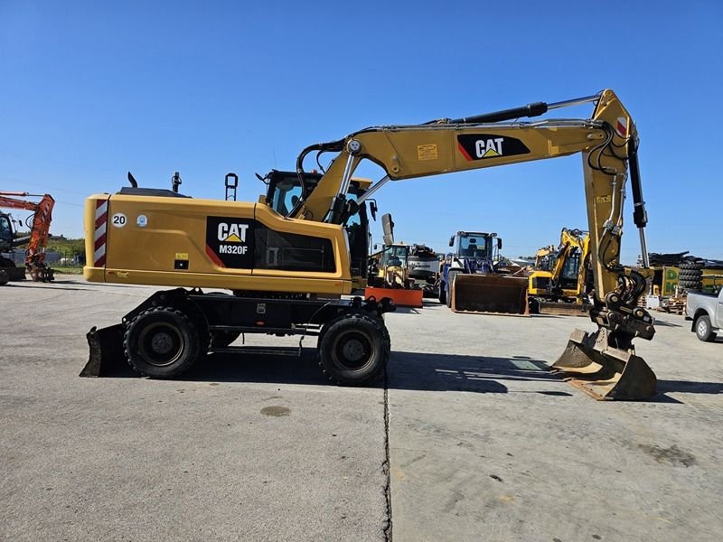 Caterpillar M320