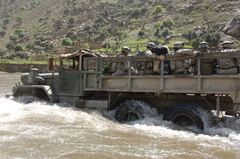 Am General M809 series 5-ton 6×6 truck