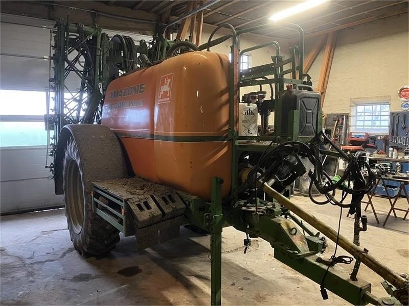 Pflanzenschutz Amazone UG 3000 Nova