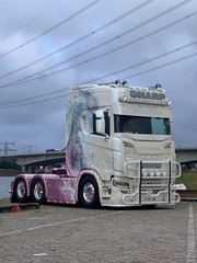 Scania 770 A6x2/4LB