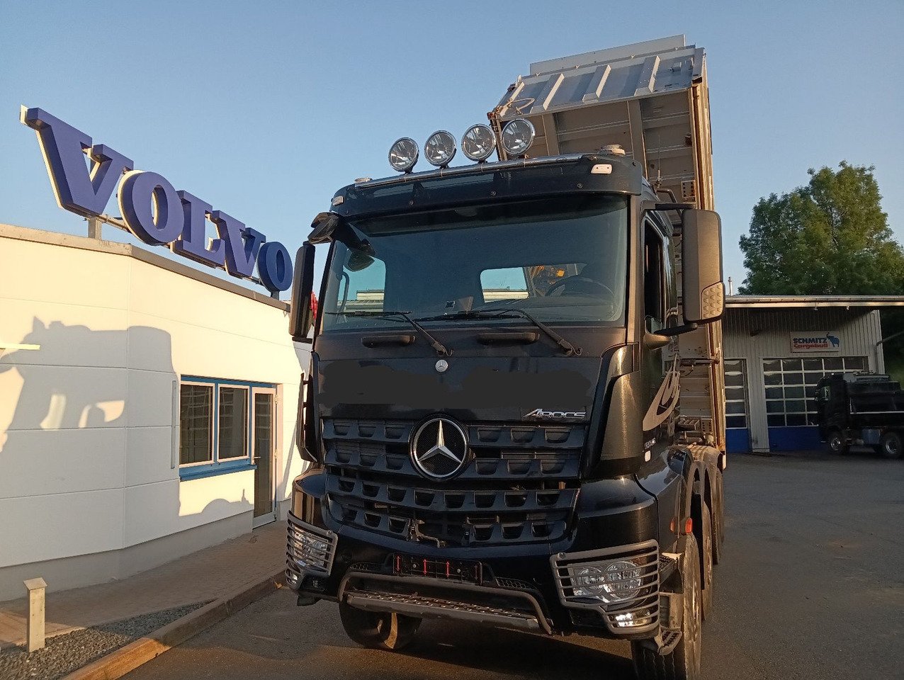Truck Mercedes Benz AROCS 3248
